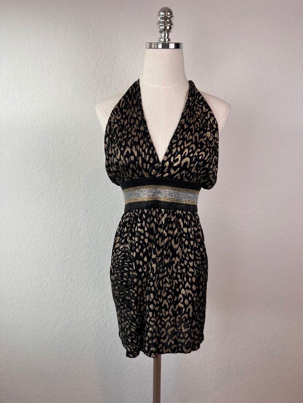 Vintage Y2K Black Metallic Animal Print V Neck Halter Top Gyaru size M
